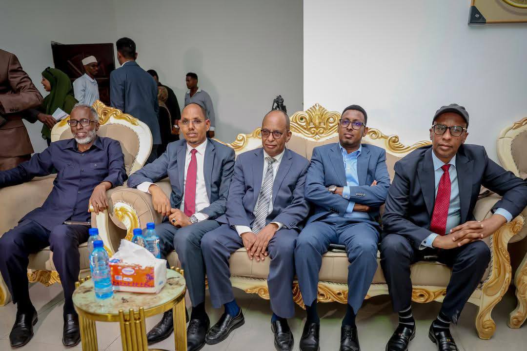 Wafdi hordhac u ah booqashada raysal wasaaraha oo tegay Laasacaanood